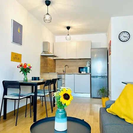Almond 1 - Free Parking Apartment