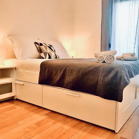 Almond 1 - Free Parking Apartment *